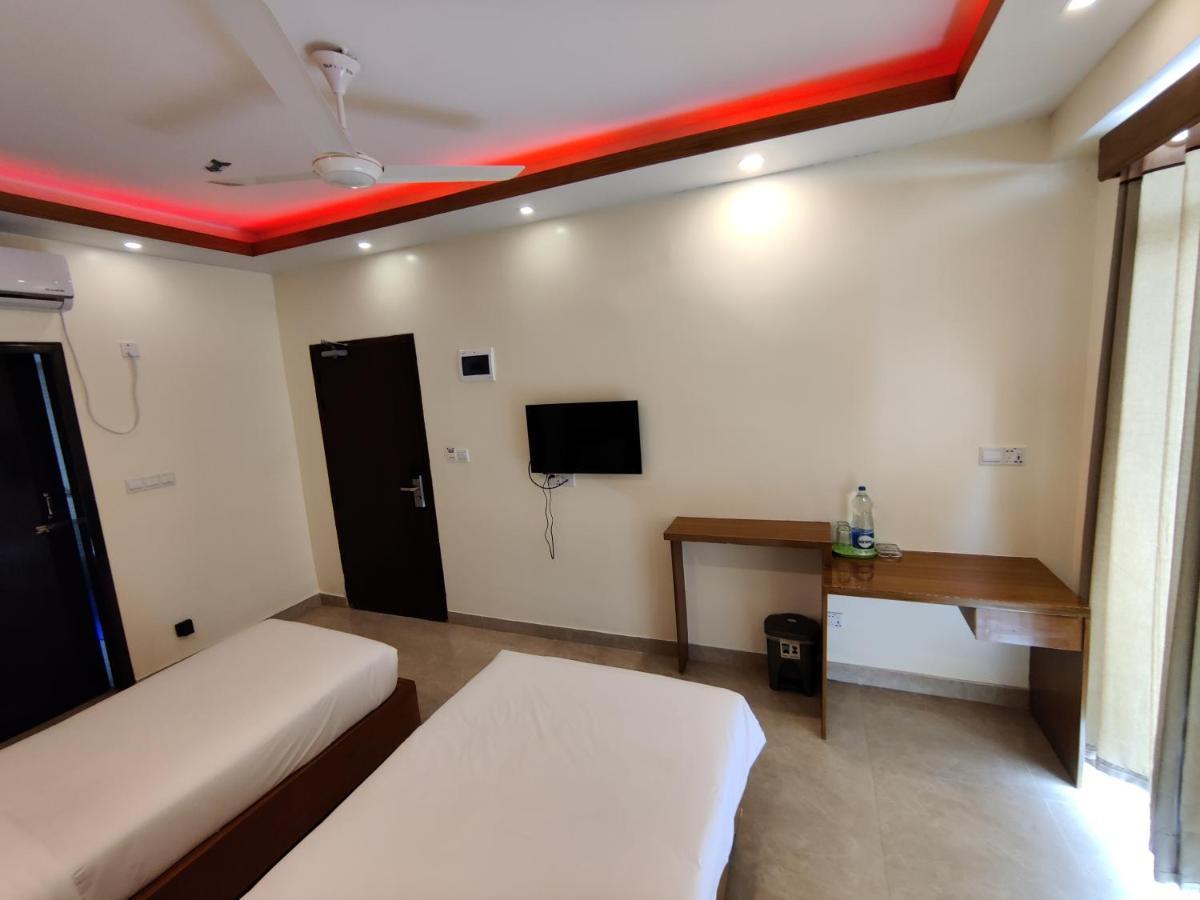 Hotel Sea Moon Koks Badźar Zewnętrze zdjęcie