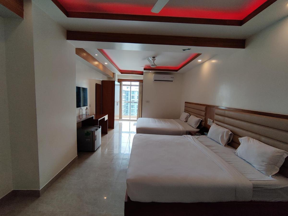 Hotel Sea Moon Koks Badźar Zewnętrze zdjęcie