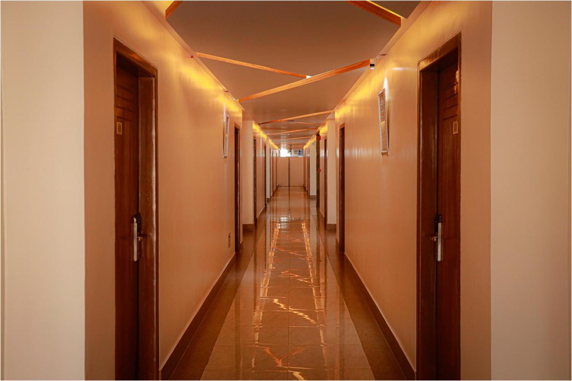 Hotel Sea Moon Koks Badźar Zewnętrze zdjęcie